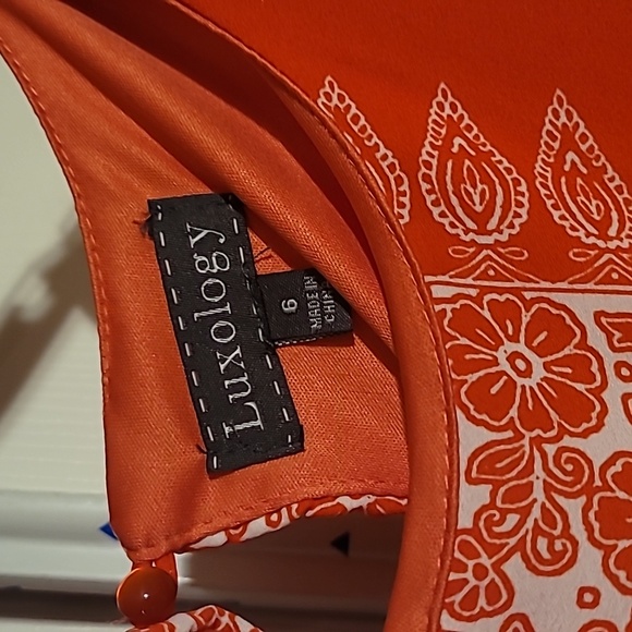 Dress - Picture 3 of 3